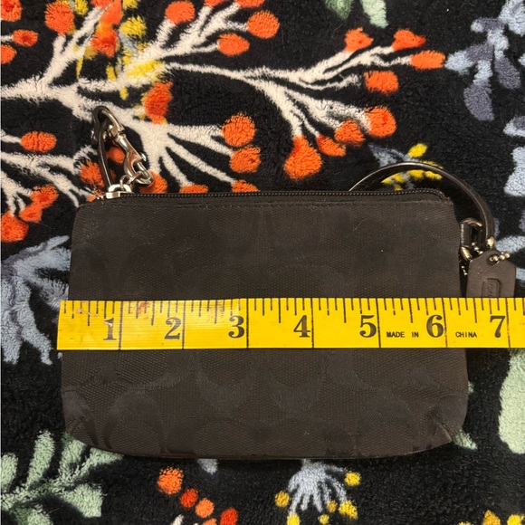 Coach Black Signature Wristlet - Picture 6 of 7